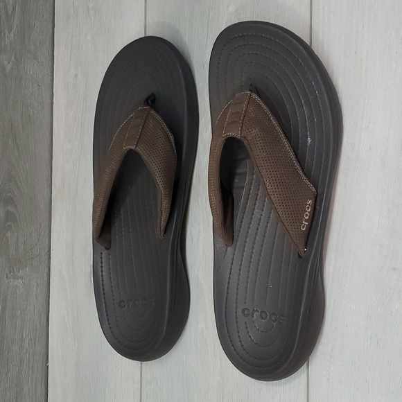 Crocs Mens Comfort Outdoor Rubber Thong Sandals Flats shoes sz 12 - Picture 3 of 10